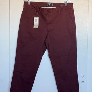 NWT Dockers Weekend Chino Slim Ankle